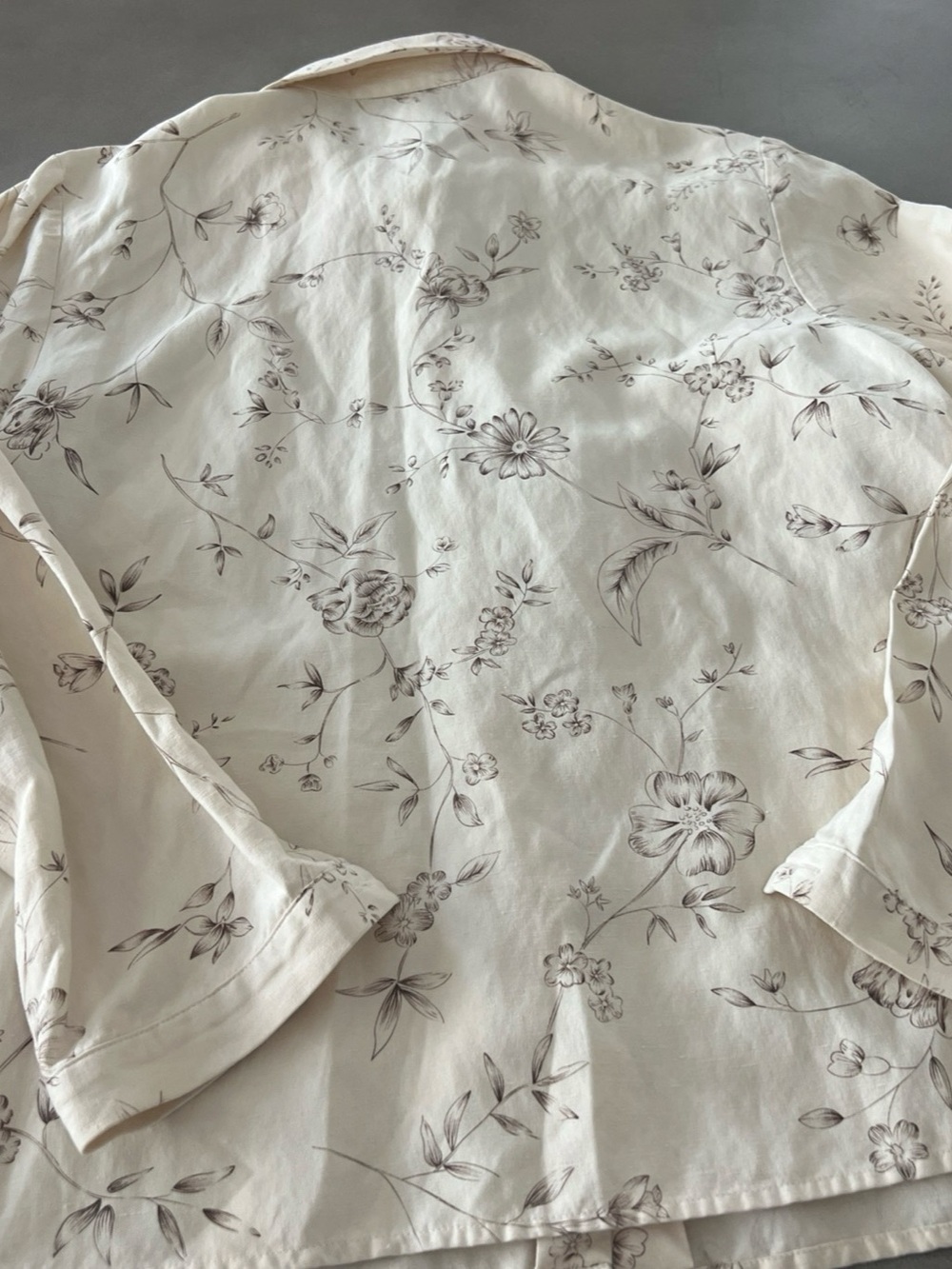 Pendleton Floral Button Down Shirt in Cream & Brown - Picture 5 of 9